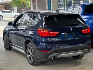 BMW X1 xDrive28i AWD 2018 Blue