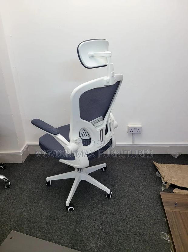 Arm Adjustable Chair - main view
