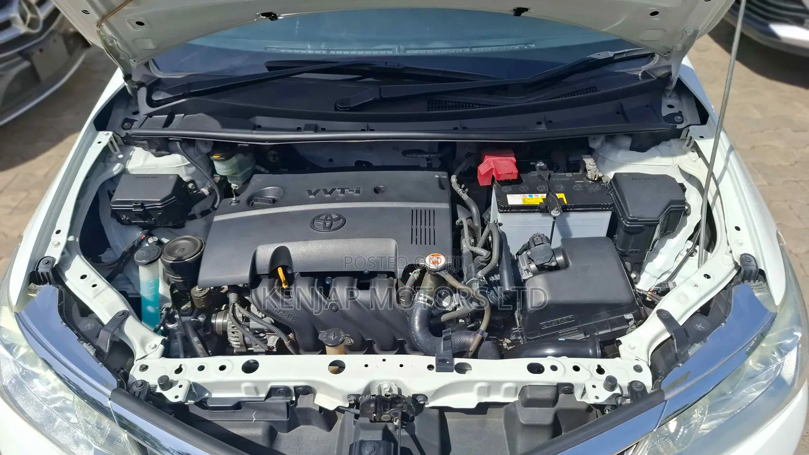 Toyota Axio 1.5 Hybrid 2WD 2018 White