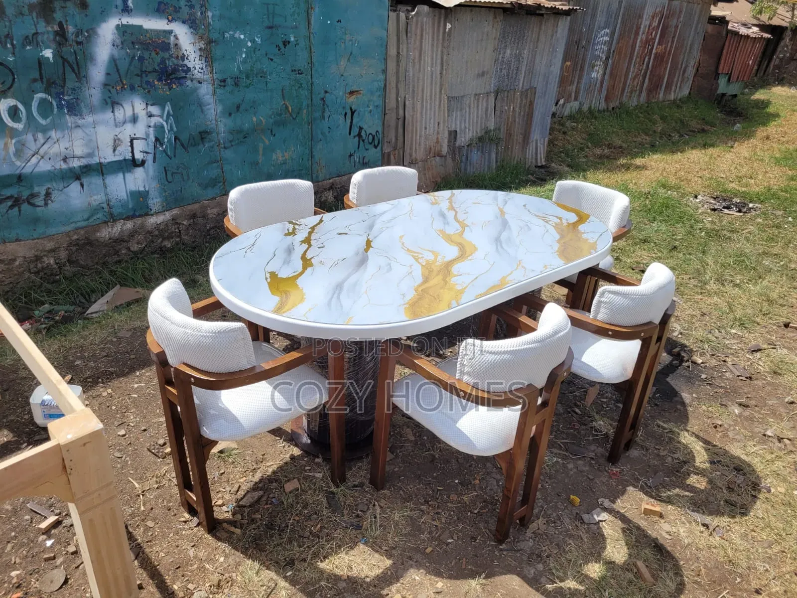 Dining Set a Well-Built 6 Seater Dinner Set Ready Made
