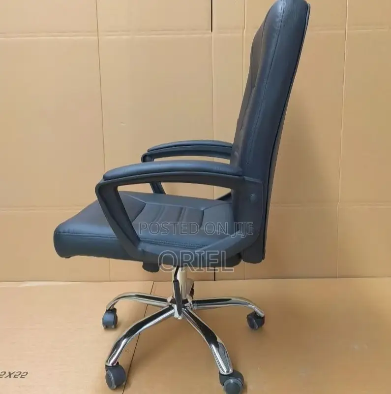 Modern Office Leather Chair : Executive Mid-back Office Chair