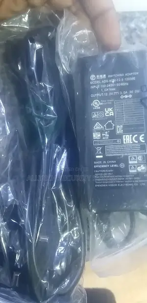 Adaptor 12v 3a