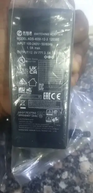 Adaptor 12v 3a