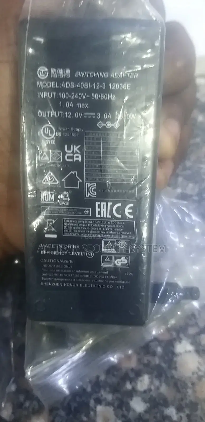 Adaptor 12v 3a