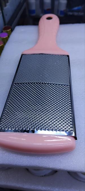 2in 1 Foot Scrapper/Foot File - main view