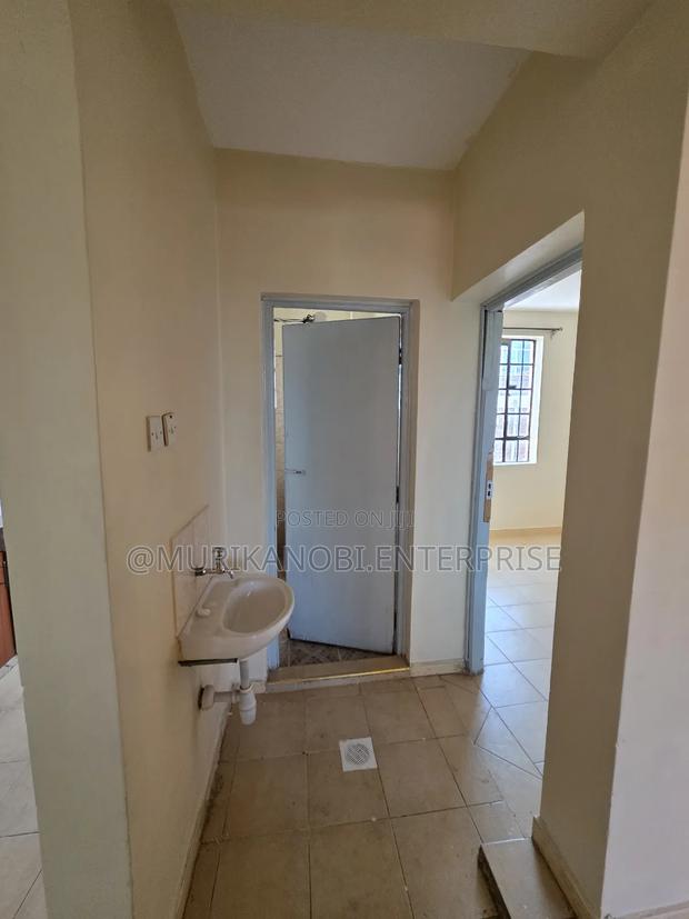 2bedroom House - thumbnail 10