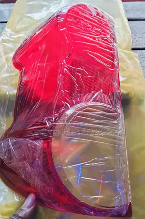 Tail Lens Nv200