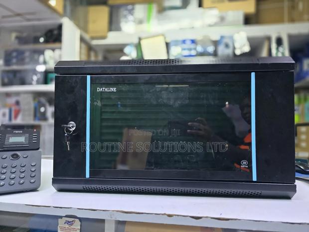 Dataline Cabinet 4u 600*450 - main view