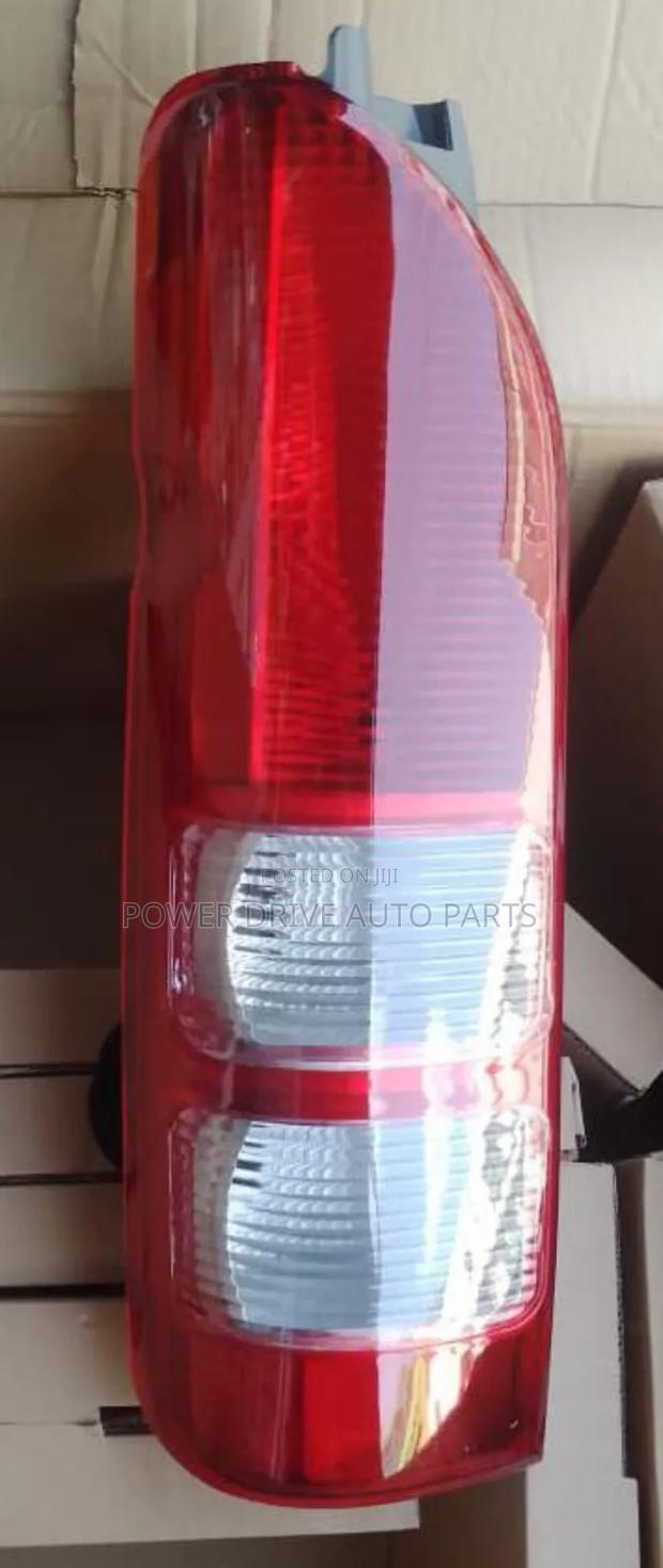Tail Lamp Hiace 7l