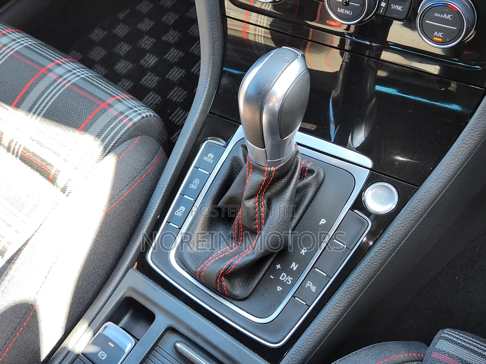 Volkswagen Golf 2019 White