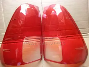 Tail Lens Hillux Revo
