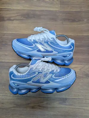 New Balance 2000