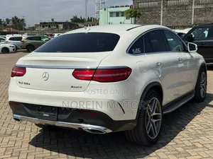 Mercedes-Benz GLE-Class 2019 White