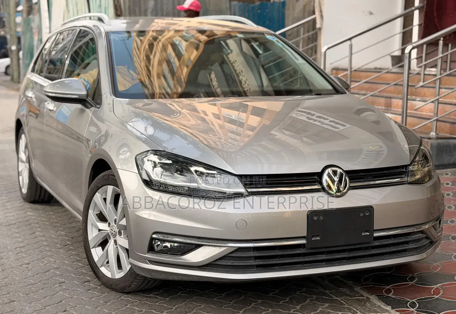 Volkswagen Golf TSI SE FWD 2018 Gold