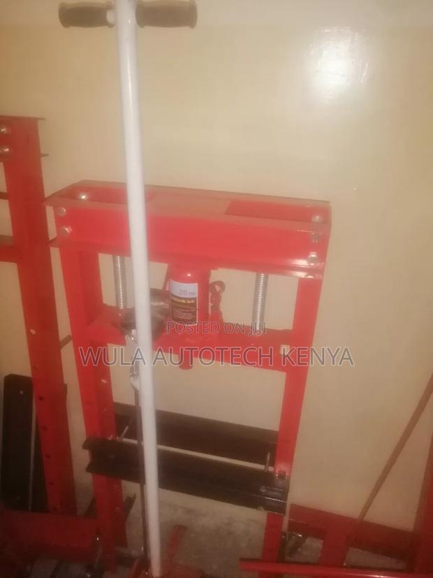 Heavy Commercial High Quality Pressing Machine 20tn Sunshine
