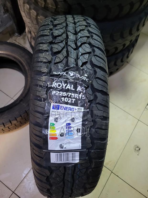 225/75r15 Royolblack - main view