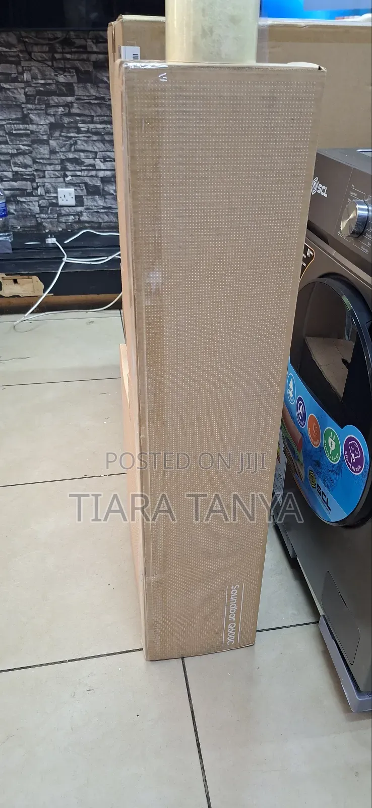 Samsung Hw Q600c 3.1.2 Dolby Atmos 360 Watts Soundbar