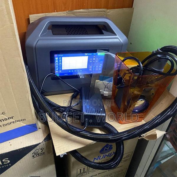 Portable Fiber Laser Engraving Machine 30w With LCD - main view