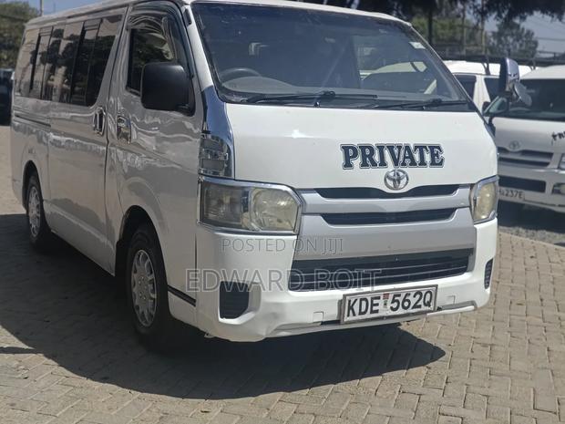 Toyota HiAce 2014 White - thumbnail 2
