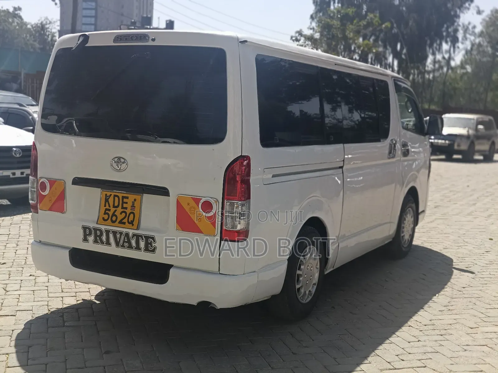 Toyota HiAce 2014 White