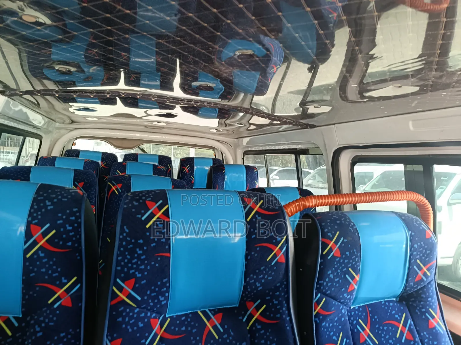Toyota HiAce 2014 White