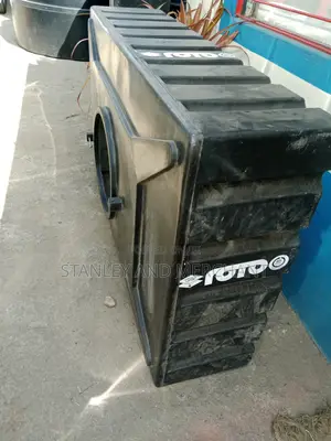 920 Loft, Rectangular Tank. Roto. Free Delivery Countrywide!