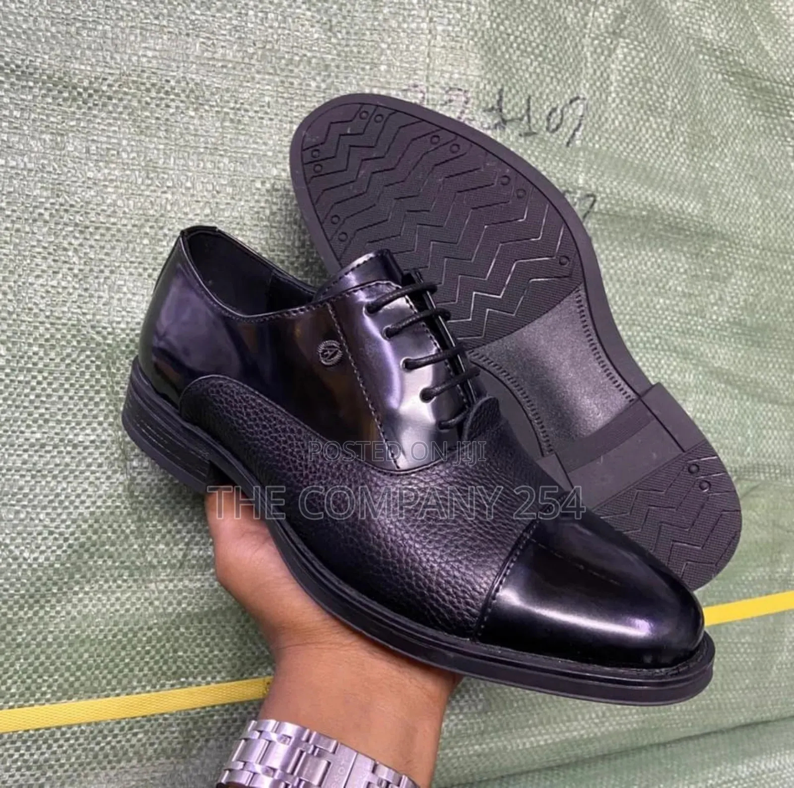 Quality Casual Leather Wetlook Men Laced Lowcut Official Shoes