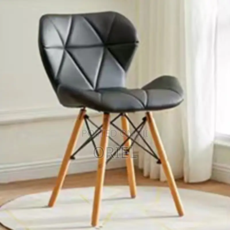 Dining Chair : Contemporary Eames Dining Chair