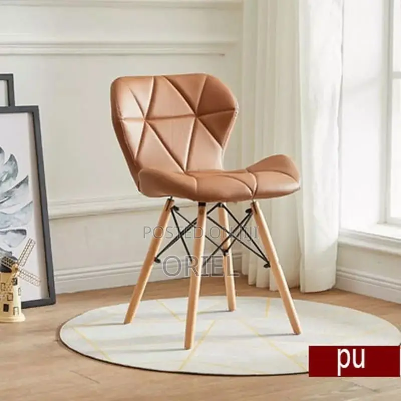 Dining Chair : Contemporary Eames Dining Chair