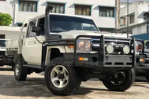 Toyota Land Cruiser 79 Series 2019 White