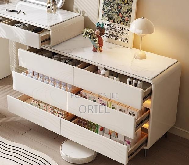 Dressing Table : Makeup Dressing Led Lighted Fixed Mirror - thumbnail 18