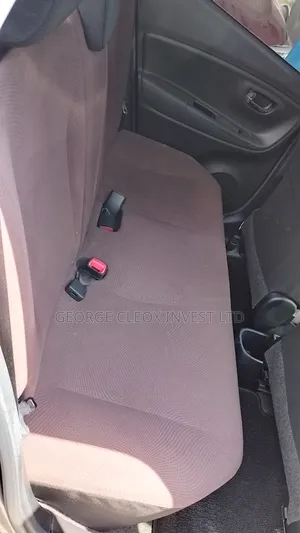 Toyota Vitz 2019 Gold