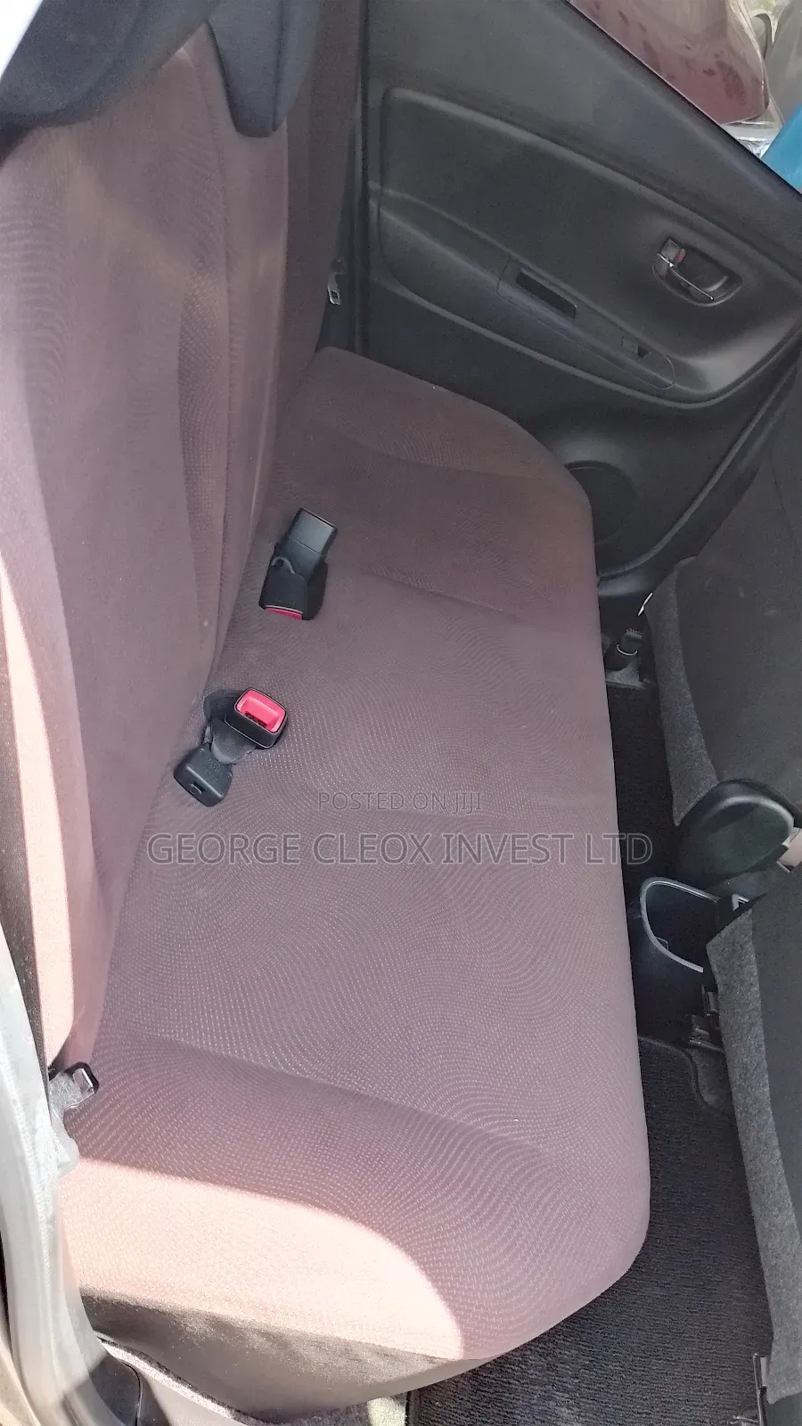 Toyota Vitz 2019 Gold