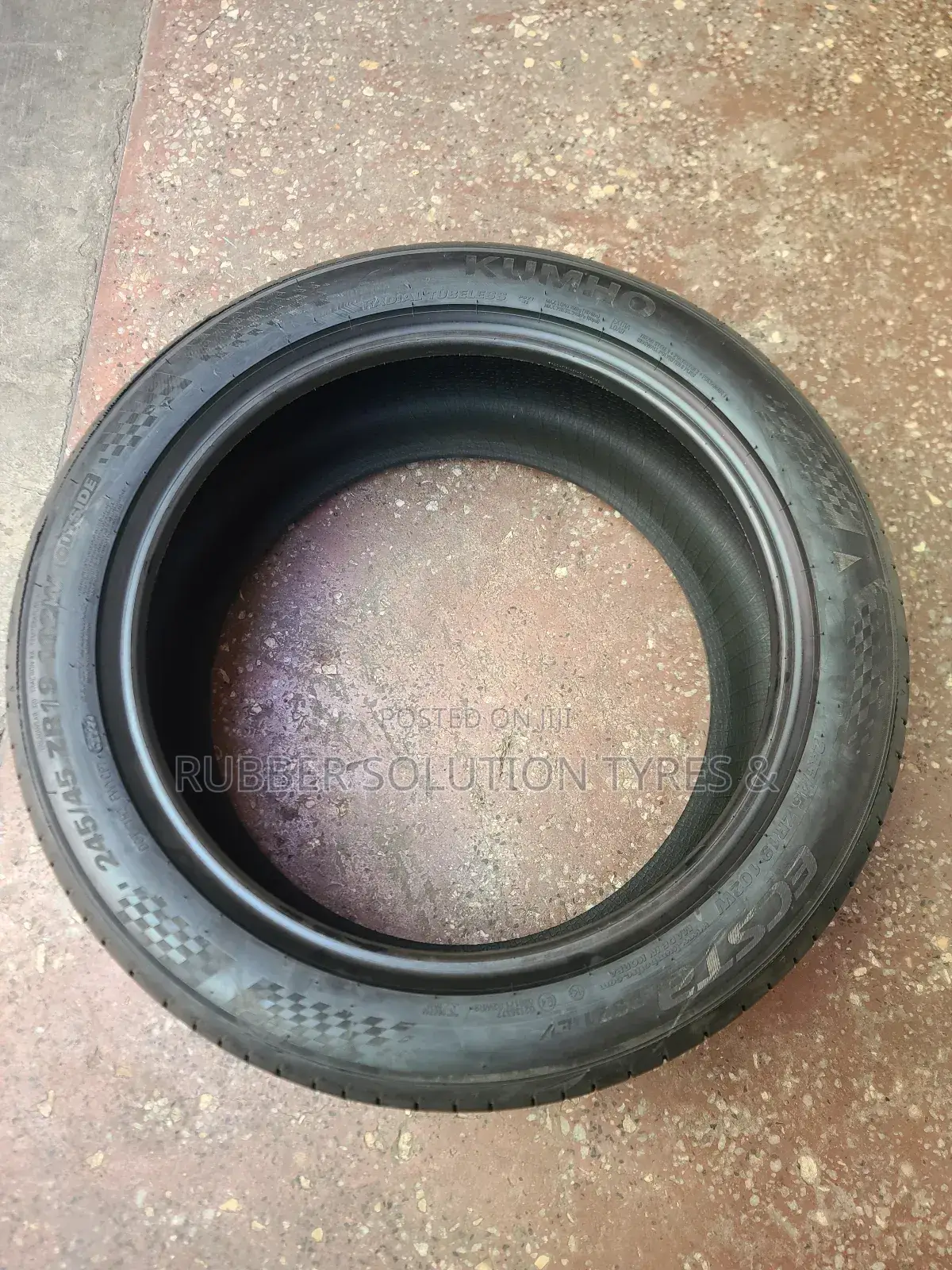 245 /45 R19 Kumho Tyres 102w X L Escta Ps71