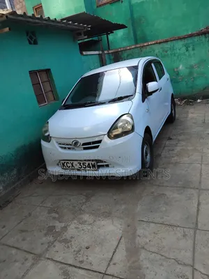Daihatsu Mira 2012 White