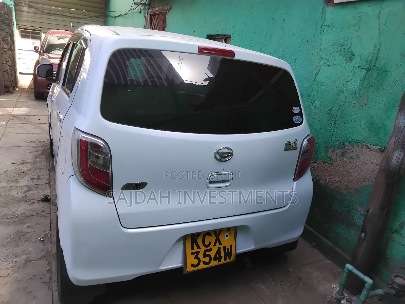 Daihatsu Mira 2012 White