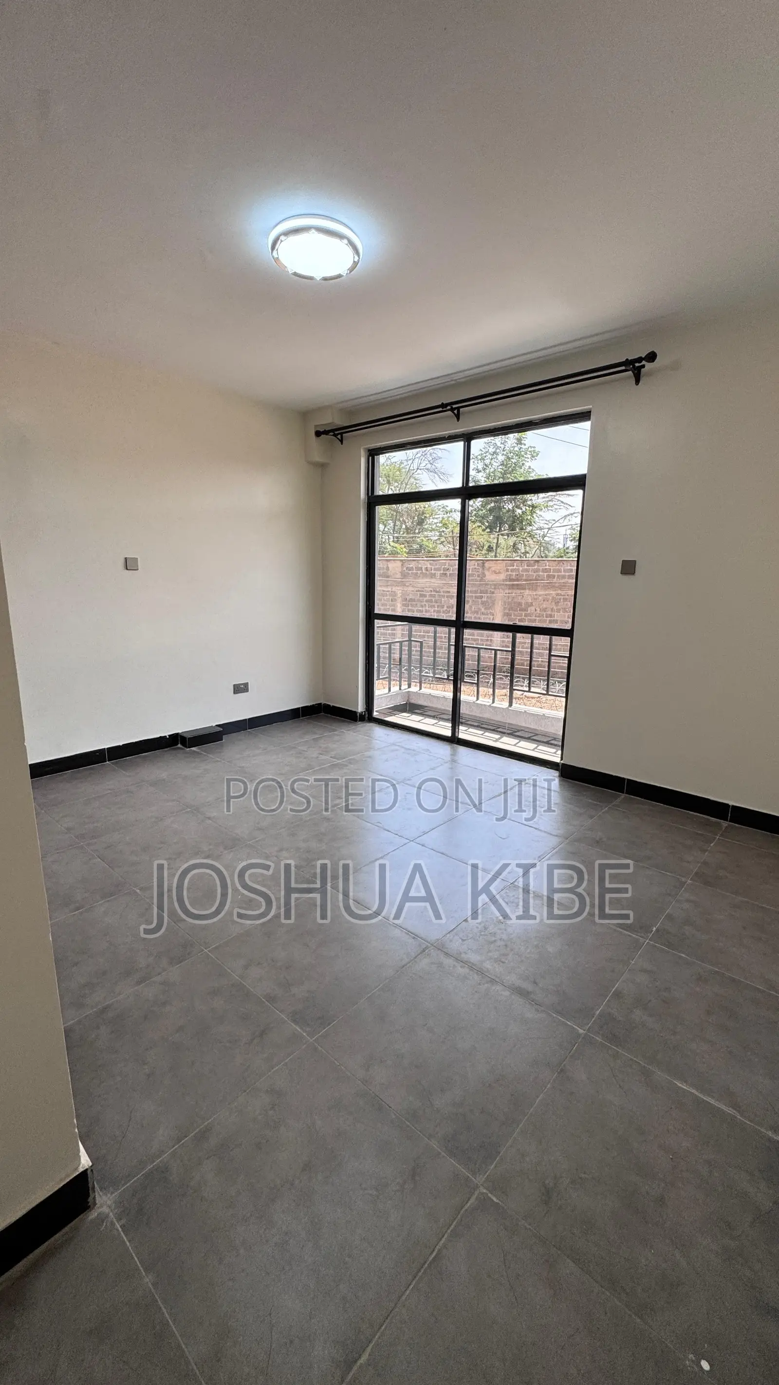 5bdrm Mansion in Roysambu for rent