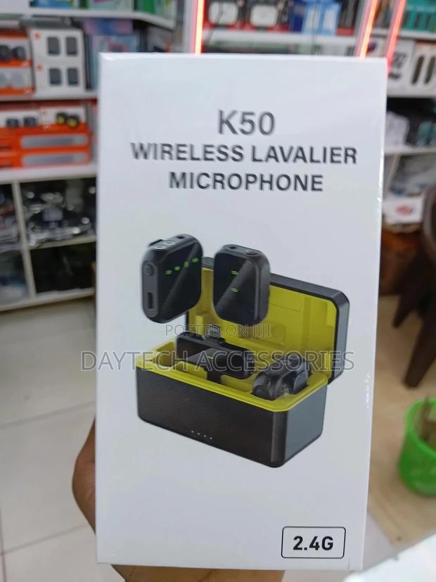 Professional Wireless Lavalier Microphone for iPhone Android - thumbnail 2