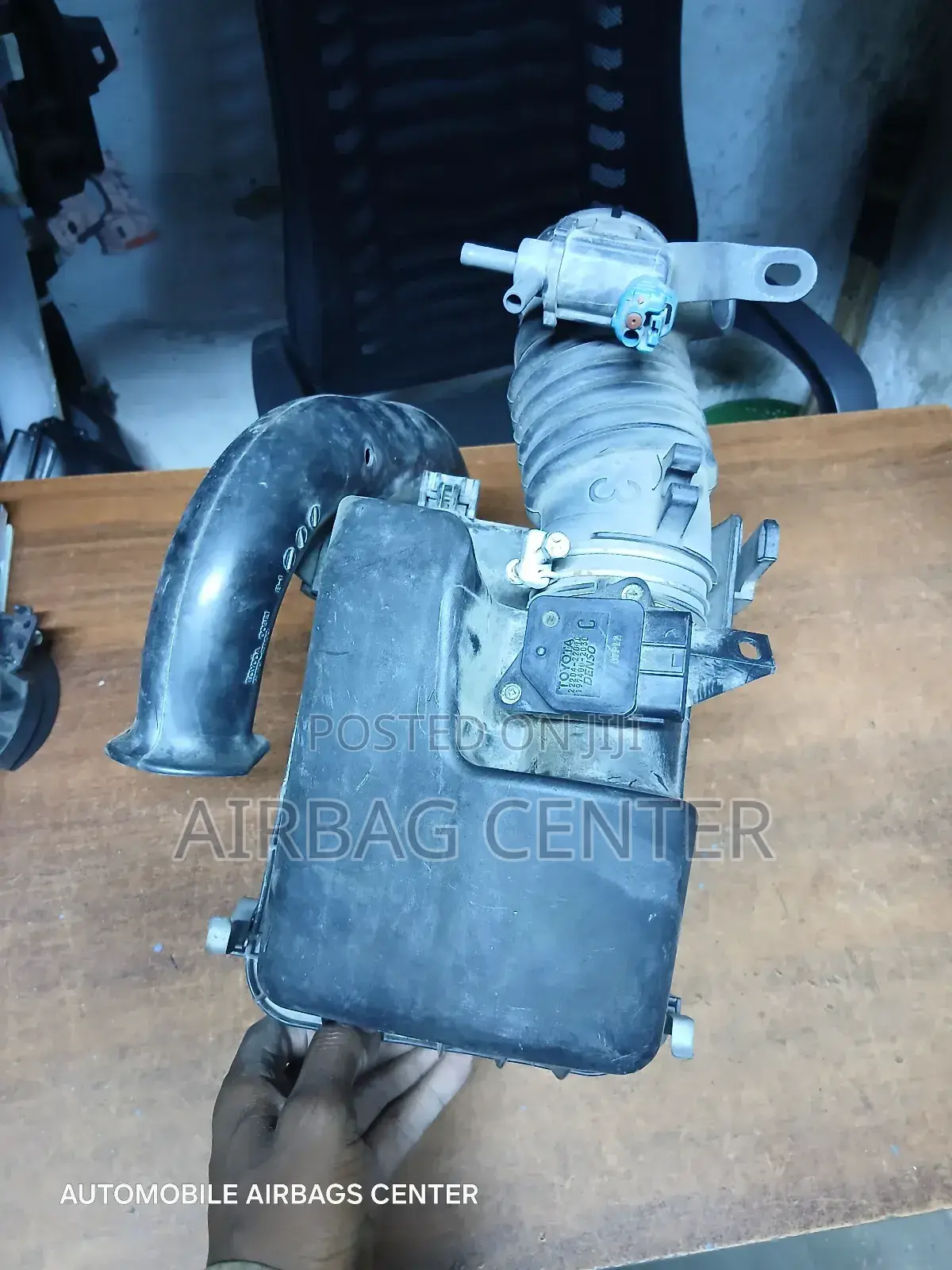 Ractis 2005-2010 Air Cleaner Element / Housing