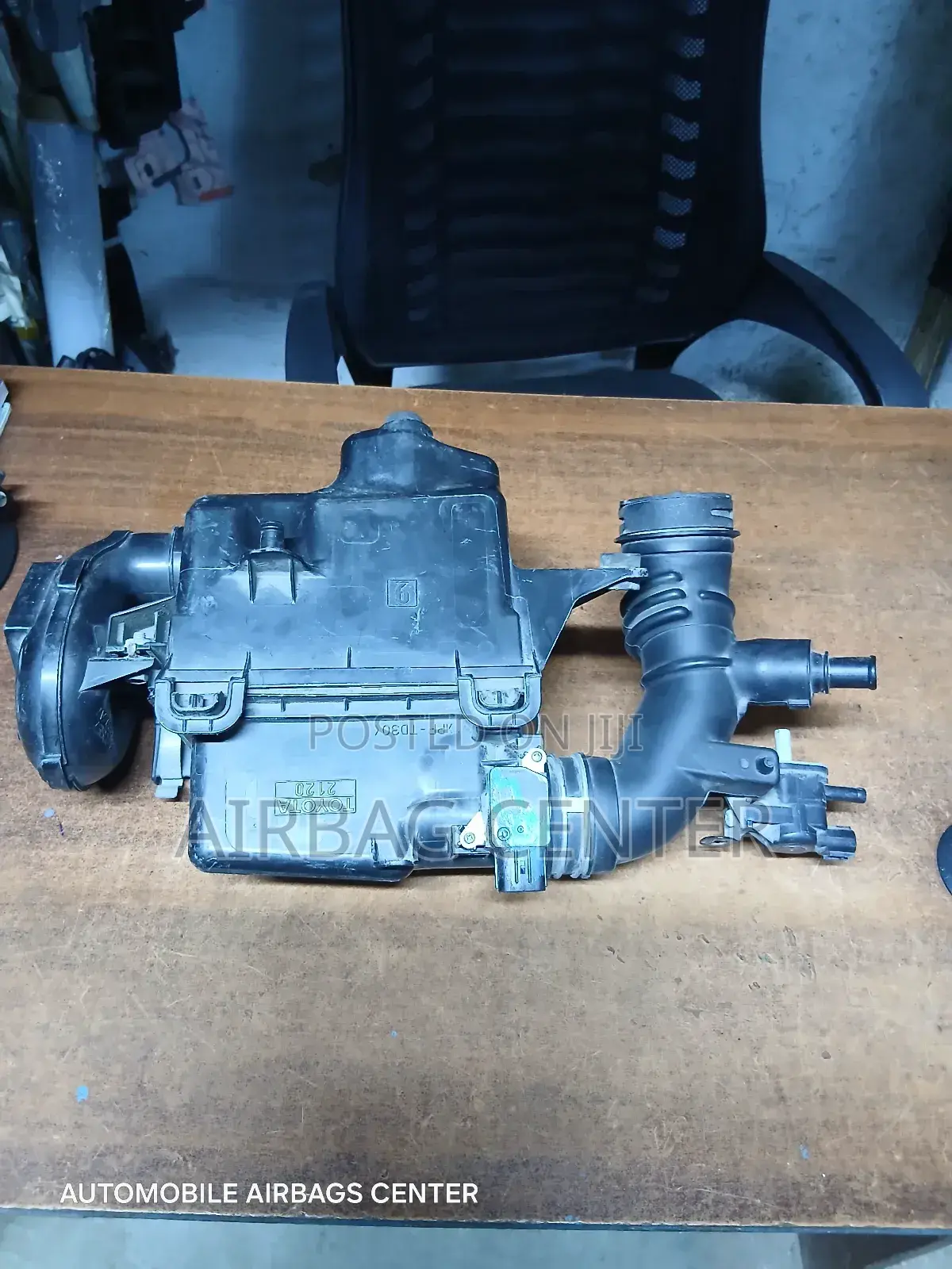 Toyota Prius Air Cleaner Housing/ Element