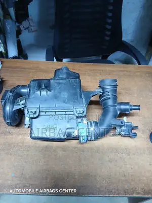 Toyota Prius Air Cleaner Housing/ Element