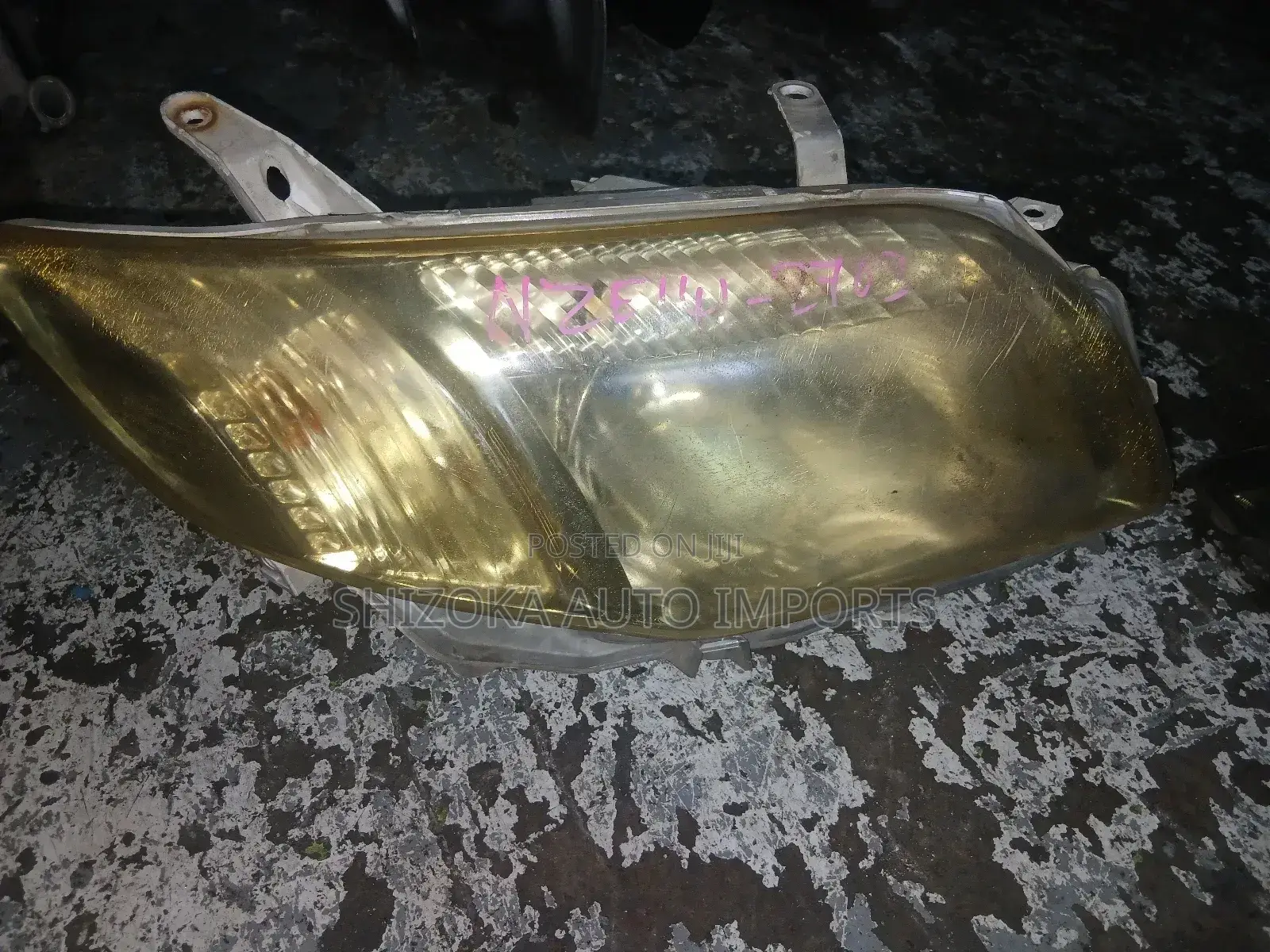 Toyota Corolla Axio / Fielder 2006–2009 Headlight – Ex-Japan