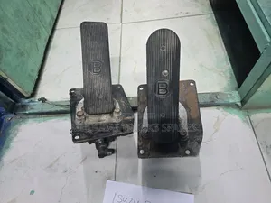 Isuzu Frr33, FSR and FVZ Old Model Footbrake Valve