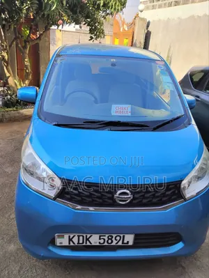 Nissan Dayz Highway Star G 2015 Blue