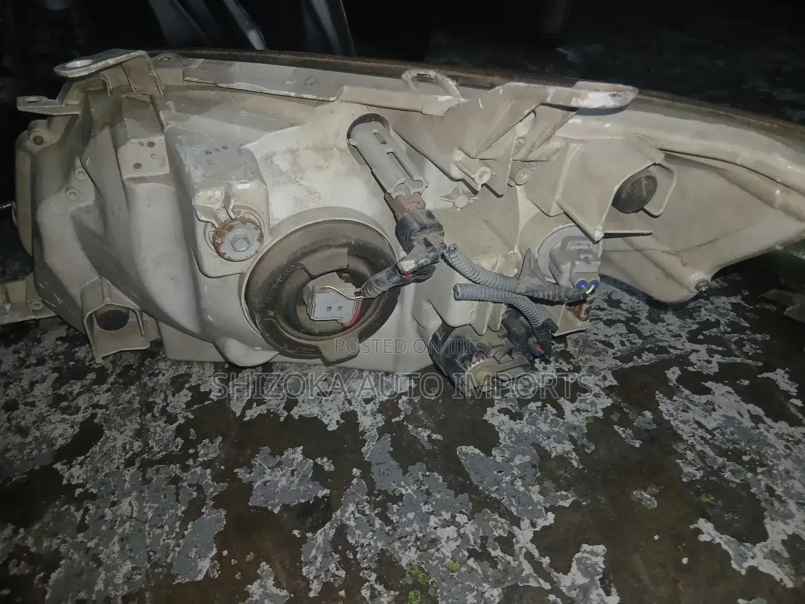 Toyota Corolla Axio / Fielder 2006–2009 Headlight – Ex-Japan