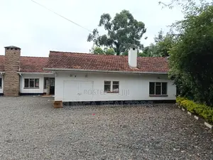 5bdrm Bungalow in Riverside Drive for rent