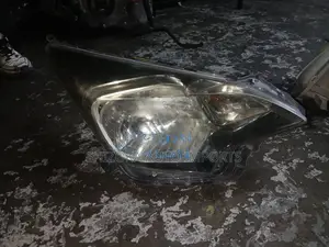 Toyota Fielder 2006–2014 Halogen Headlight – Ex-japan