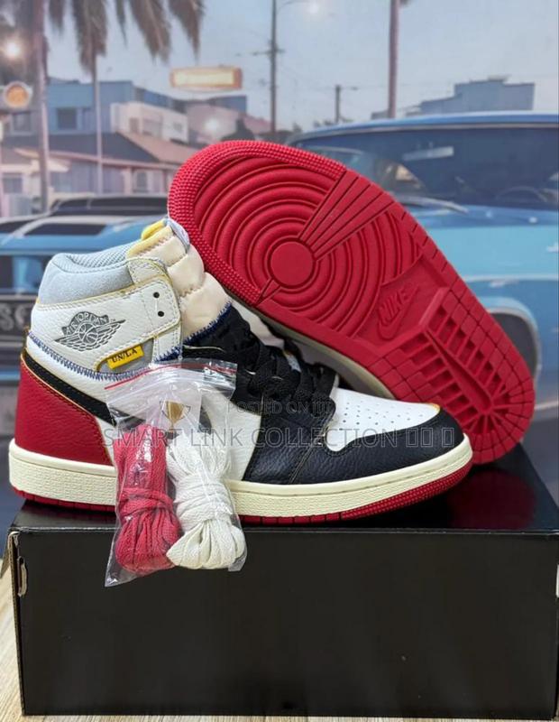 Nike Air Jordan I "Cactus Jack"