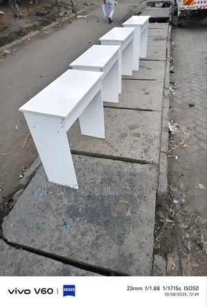 Salon Nail Table White