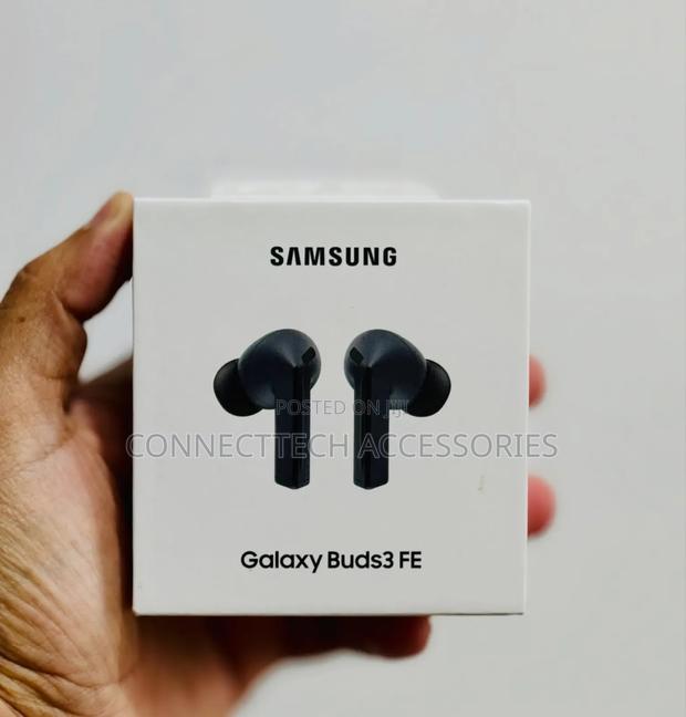 Samsung Galaxy Buds 3 Fe - main view